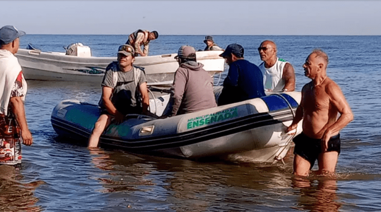 Rescataron a siete pescadores que habían quedado varados en el Río de la&nbsp;Plata