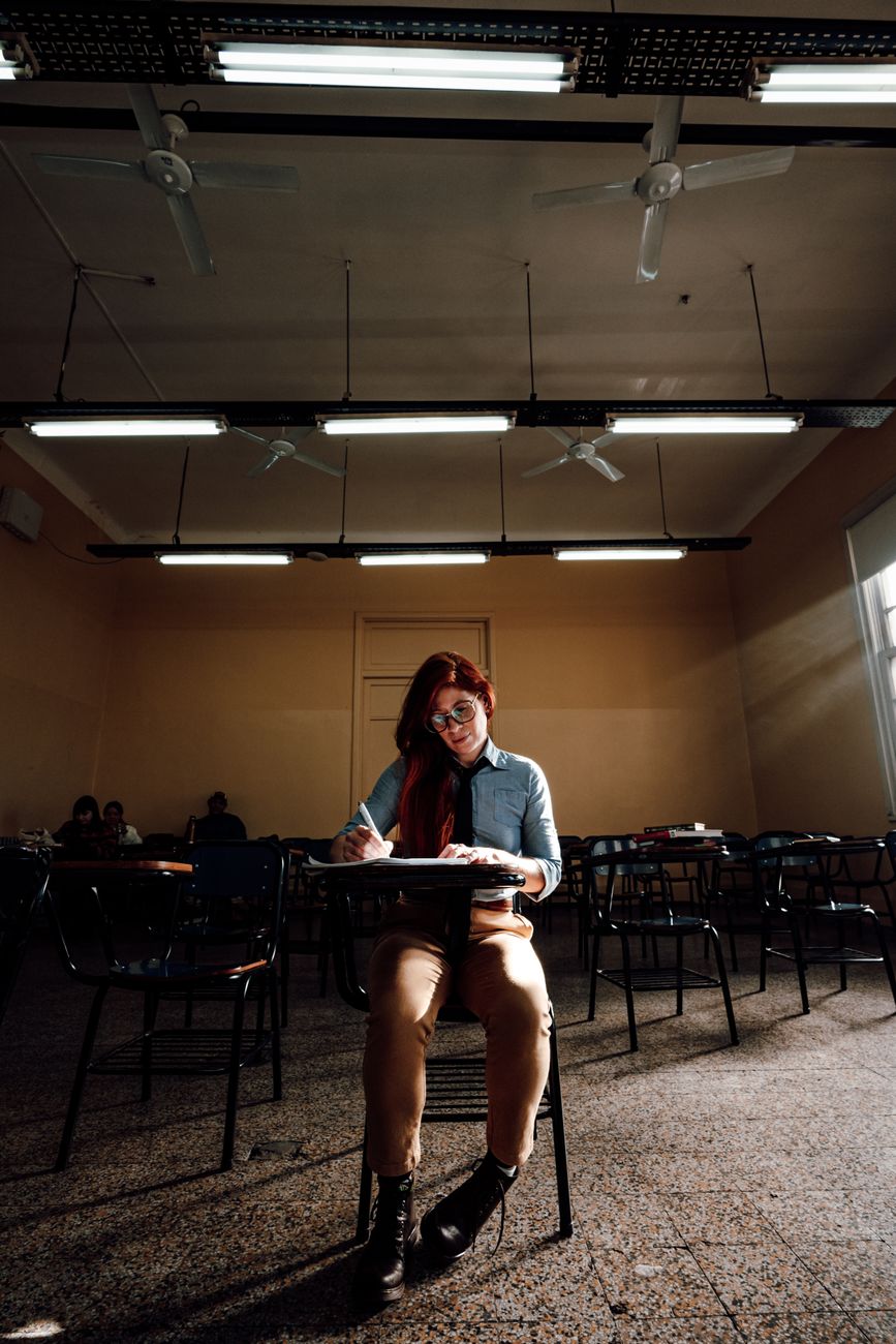 El peligro imperceptible: jovenes que validan sin aprender&nbsp;verdaderamente